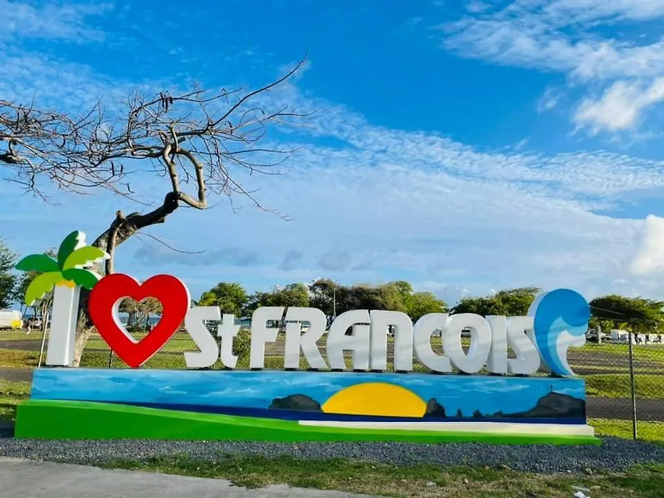 Ti Home Saint-Francois